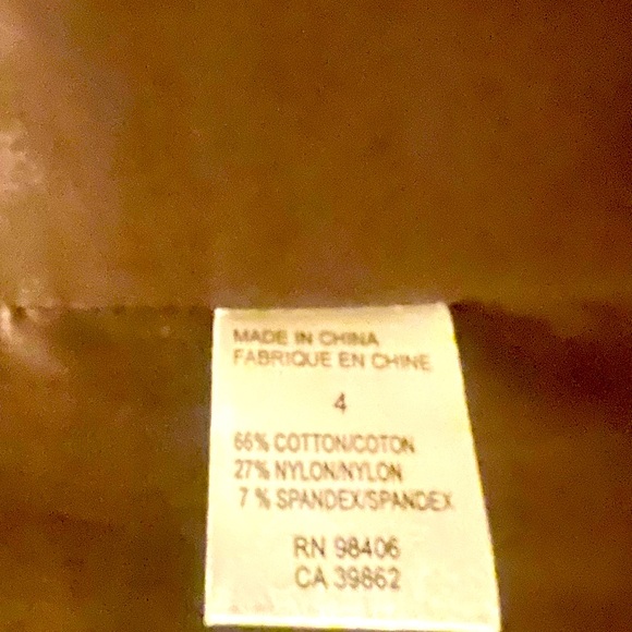 Taupe Theory Blazer size 4 button front - Picture 4 of 5